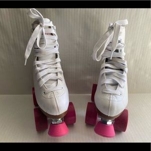 Chicago Womens and Girls Classic Skates